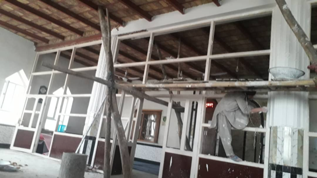 Renovatiewerk in de moskee